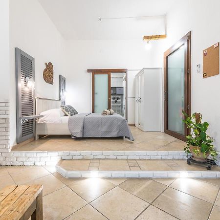 Civico 47 Bed & Breakfast Cagliari Ngoại thất bức ảnh