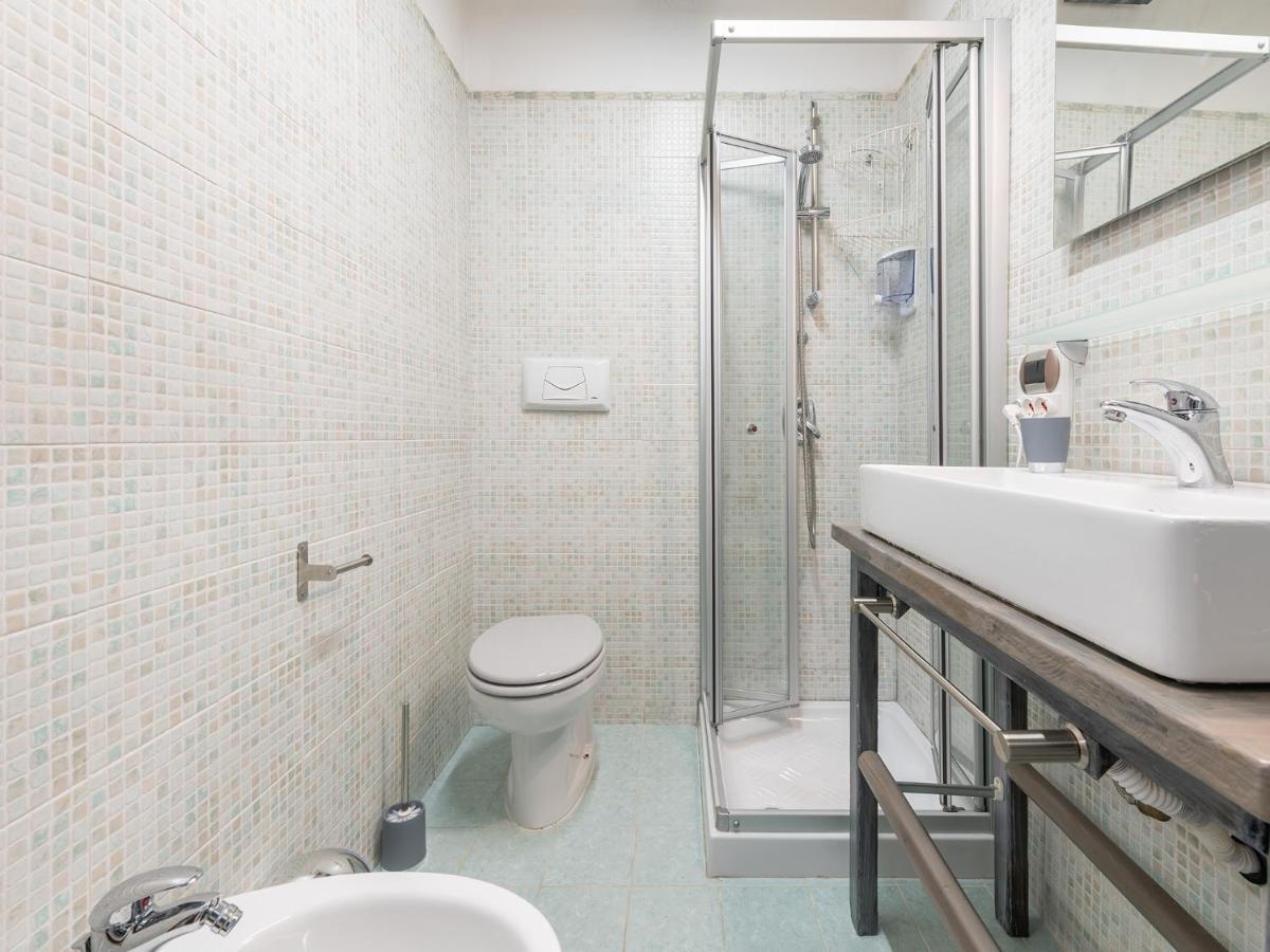 Civico 47 Bed & Breakfast Cagliari Ngoại thất bức ảnh