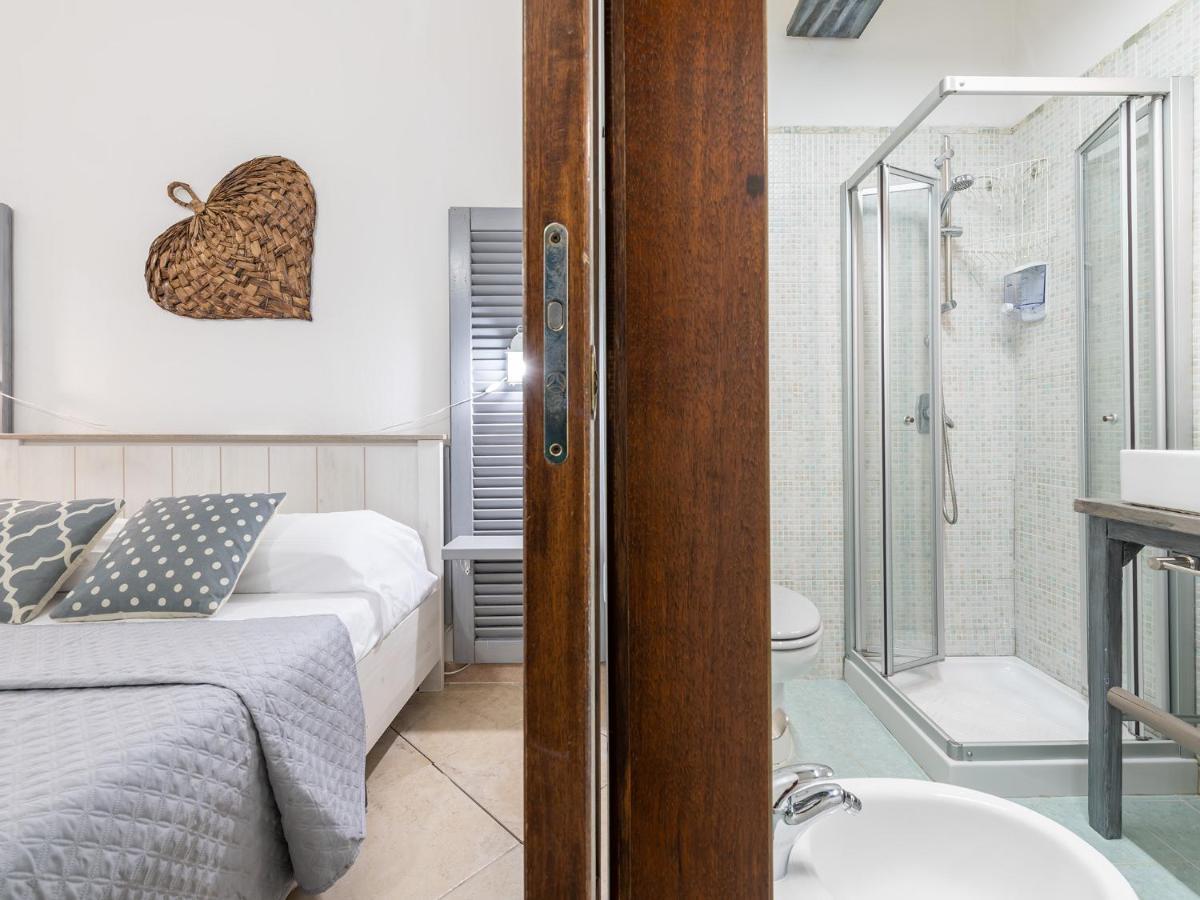 Civico 47 Bed & Breakfast Cagliari Ngoại thất bức ảnh