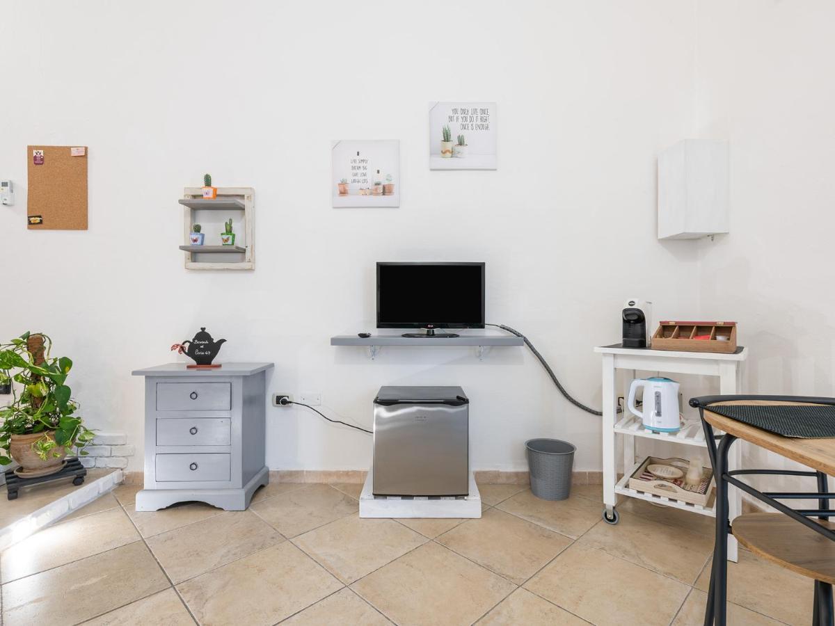 Civico 47 Bed & Breakfast Cagliari Ngoại thất bức ảnh