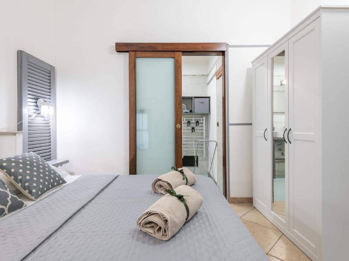 Civico 47 Bed & Breakfast Cagliari Ngoại thất bức ảnh